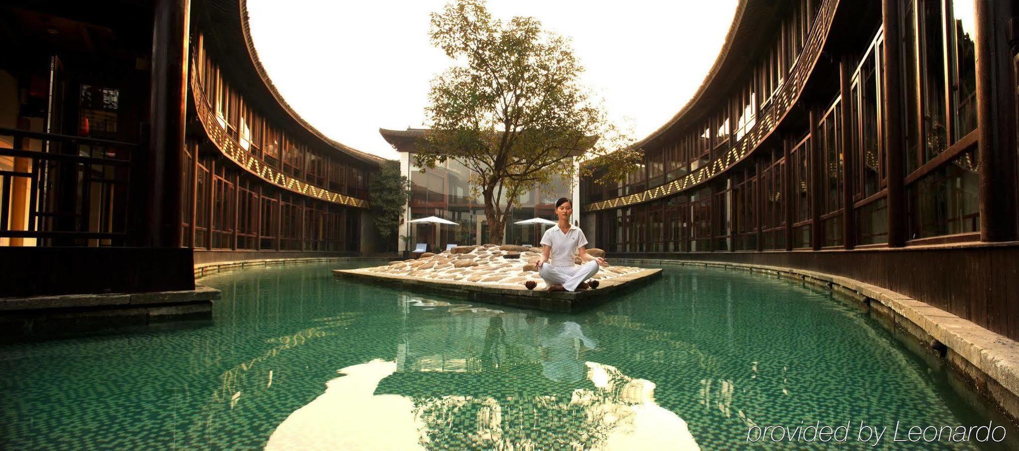 Wuzhen Clubhouse Hotel Jiaxing Facilities photo